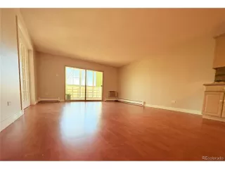 Photo #4: 4716309 Listing 