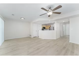 Photo #4: 4716853 Listing