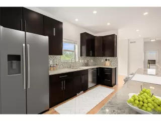 Photo #5: 4717564 Listing 