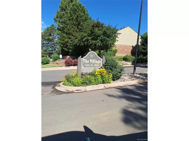 MLS: 4723280 Condo For Sale