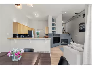 Photo #4: 4726644 Listing 