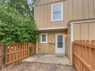 Photo #6: 4726807 Listing