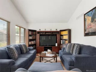 Photo #3: 4729614 Listing 