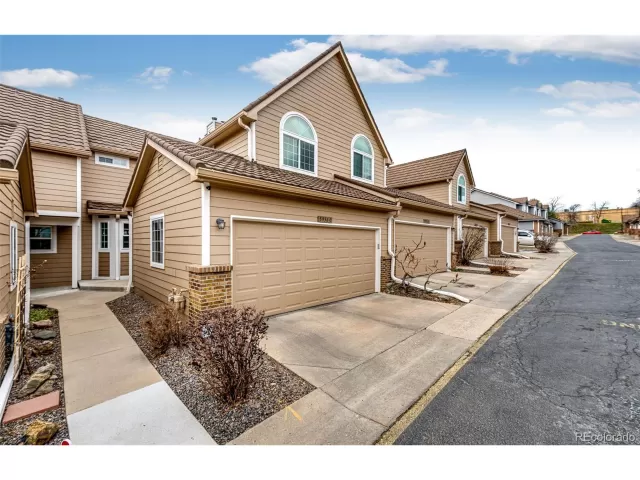 MLS: 4730972 Condo For Sale