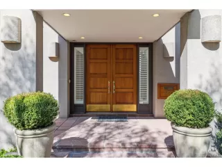 Photo #3: 4732612 Listing