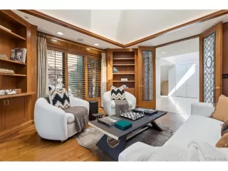 Photo #6: 4732612 Listing