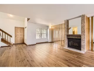 Photo #5: 4734760 Listing