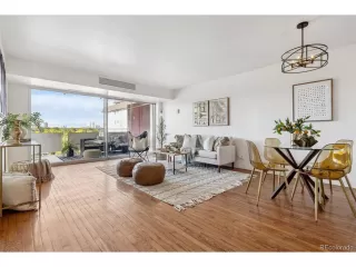 Photo #2: 4735137 Listing