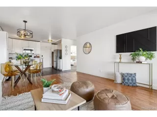 Photo #6: 4735137 Listing