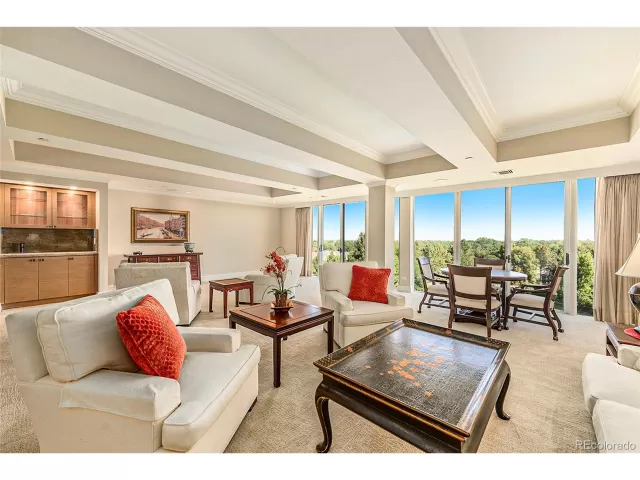 MLS: 4737774 Condo For Sale