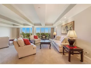 Photo #5: 4737774 Listing