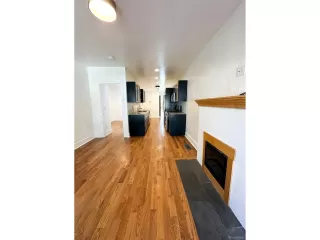 Photo #2: 4737863 Listing 