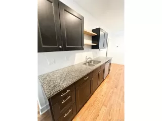 Photo #4: 4737863 Listing 