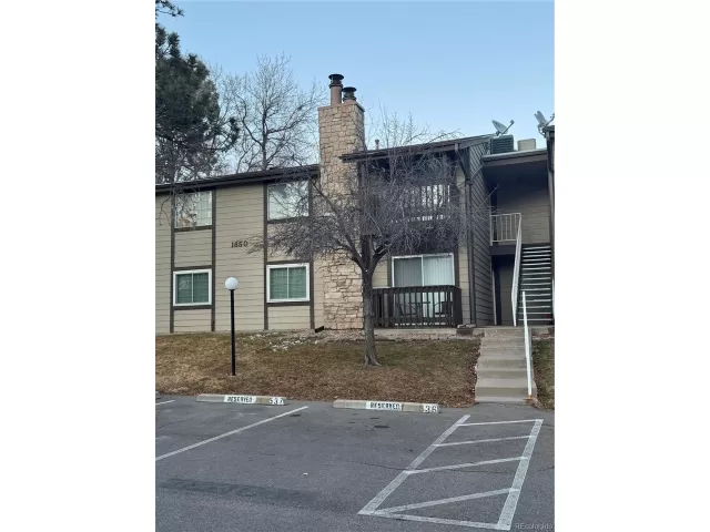 MLS: 4739164 Condo For Sale