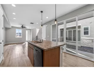 Photo #5: 4740654 Listing 