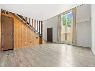Photo #2: 4741191 Listing 