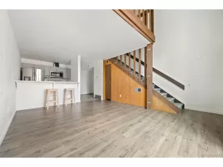 Photo #5: 4741191 Listing 