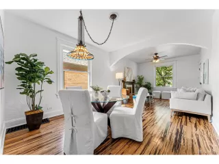 Photo #4: 4742144 Listing