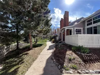 Photo #2: 4742298 Listing