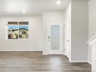 Photo #4: 4742517 Listing