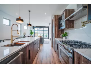 Photo #4: 4742764 Listing