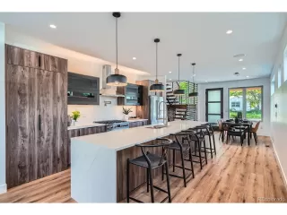 Photo #5: 4742764 Listing