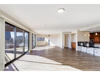 Photo #3: 4742816 Listing