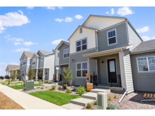 Photo #2: 4743716 Listing