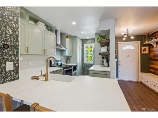 Photo #4: 4745953 Listing 