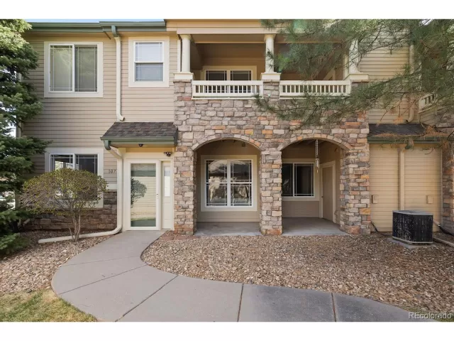 MLS: 4746244 Condo For Sale