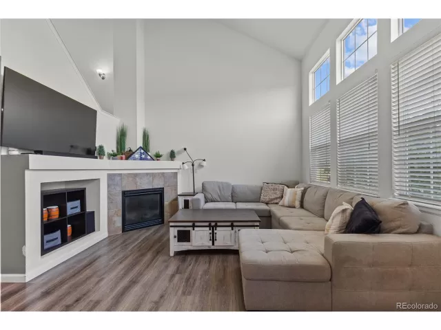 MLS: 4746433 Condo For Sale