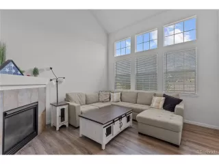 Photo #5: 4746433 Listing 