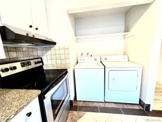 Photo #6: 4748439 Listing