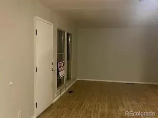 Photo #4: 4749205 Listing