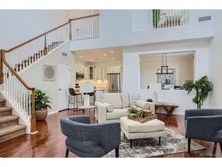 Photo #6: 4749318 Listing 