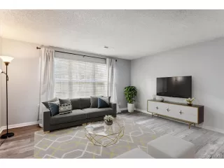 Photo #2: 4749573 Listing 