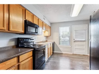 Photo #4: 4749573 Listing 