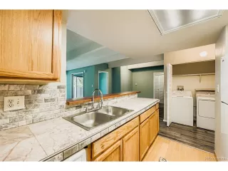 Photo #5: 4751334 Listing