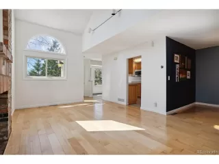 Photo #3: 4751534 Listing 