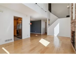 Photo #4: 4751534 Listing 