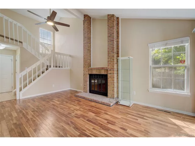 MLS: 4752990 Condo For Sale