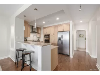 Photo #4: 4755796 Listing 