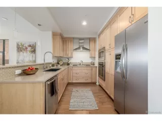 Photo #5: 4755796 Listing 