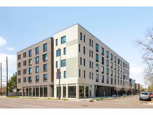 MLS: 4756749 Condo For Sale