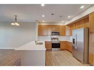 Photo #4: 4757415 Listing 