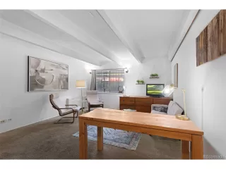 Photo #4: 4758590 Listing