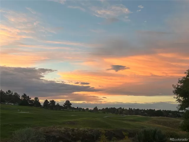 MLS: 4758806 Condo For Sale