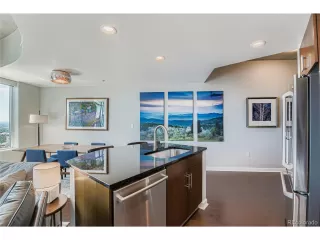 Photo #4: 4759621 Listing 