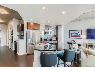 Photo #6: 4759621 Listing 
