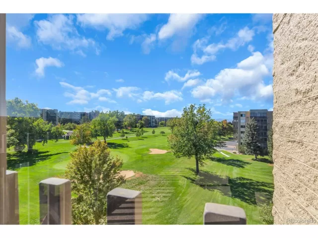 MLS: 4762433 Condo For Sale